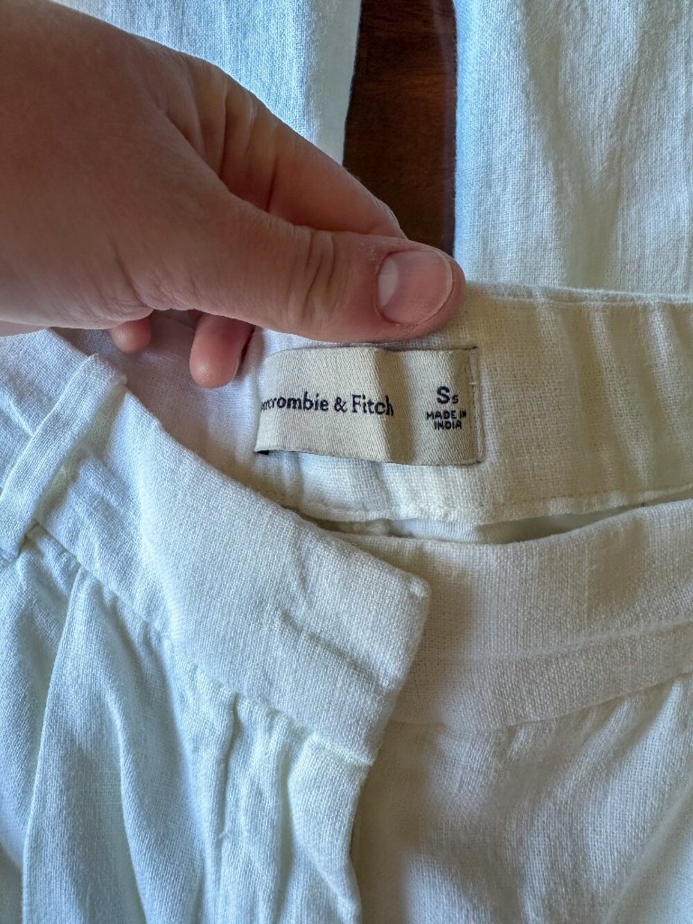 Abercrombie & Fitch Linen-Blend Tailored Wide Leg Pant-White-Small Short - Picture 4 of 6